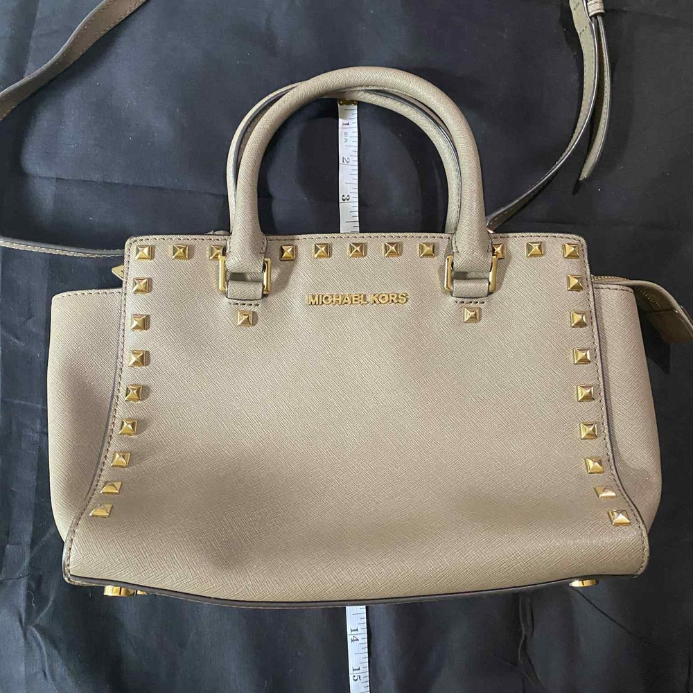 Michael Kors Selma Stud Medium Satchel EUC Taupe Brown Tan MK